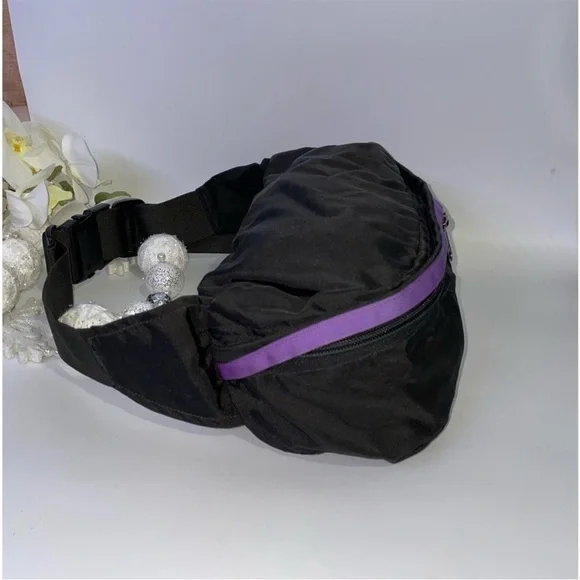 The North Face Vintage Purple Label Waist Bag – EUC - Picture 6 of 8